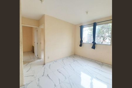 Sala de apartamento para alugar com 2 quartos, 40m² em São Pedro, Osasco