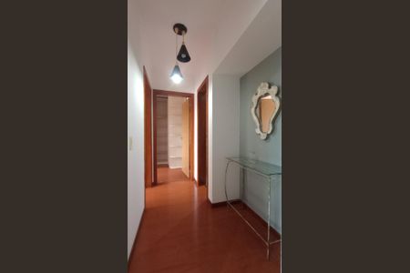 Apartamento à venda com 62m², 2 quartos e 1 vagaCorredor