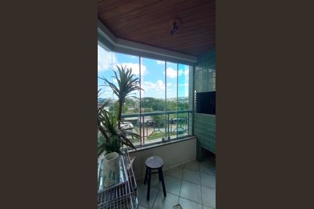 Apartamento à venda com 62m², 2 quartos e 1 vagaVaranda