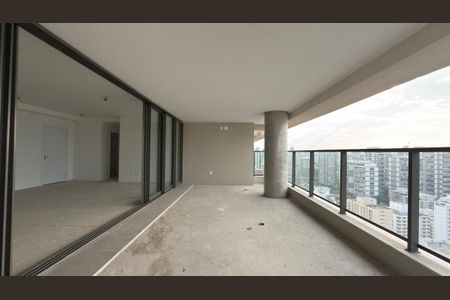 Apartamento à venda com 230m², 4 quartos e 3 vagasFoto 08