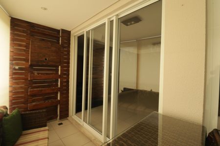 Sala de apartamento à venda com 3 quartos, 42m² em Jardim Tamoio, Jundiaí