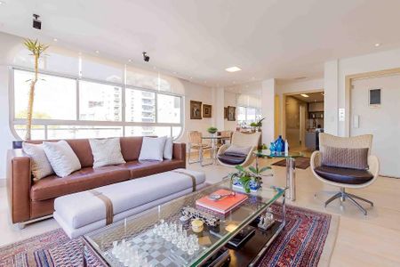 Apartamento à venda com 2 quartos, 149m² em Itaim Bibi, São Paulo