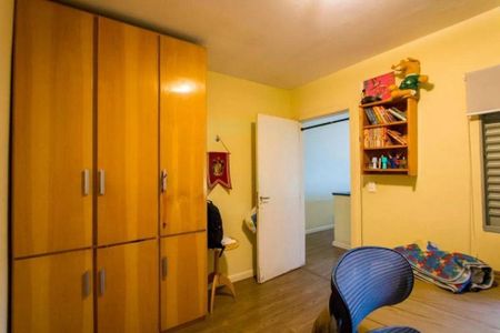 Casa à venda com 3 quartos, 200m² em Vila Alzira, Santo André