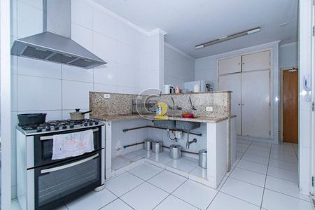 Apartamento à venda com 3 quartos, 264m² em Higienópolis, São Paulo