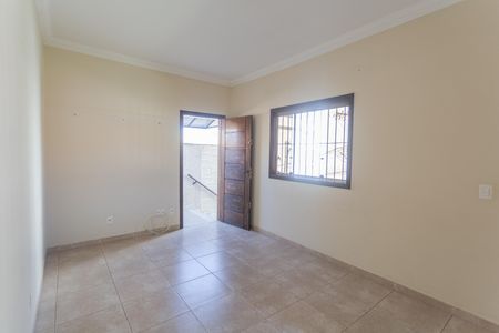 Casa à venda com 109m², 2 quartos e 2 vagasSala