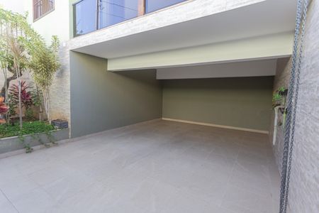 Casa à venda com 109m², 2 quartos e 2 vagasGaragem