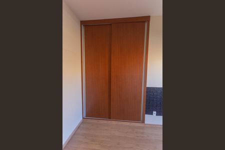 Casa à venda com 109m², 2 quartos e 2 vagasArmário do Quarto 2