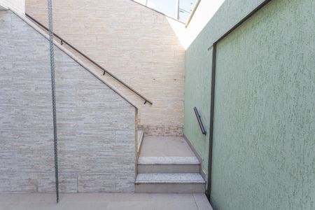 Casa à venda com 109m², 2 quartos e 2 vagasEntrada