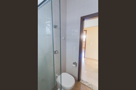 Casa à venda com 109m², 2 quartos e 2 vagasBanheiro Social