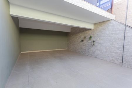 Casa à venda com 109m², 2 quartos e 2 vagasGaragem