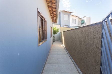 Casa à venda com 109m², 2 quartos e 2 vagasQuintal