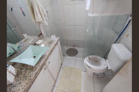 Casa à venda com 123m², 2 quartos e 3 vagas Casa à venda com 123m², 2 quartos e 3 vagasBanheiro Social