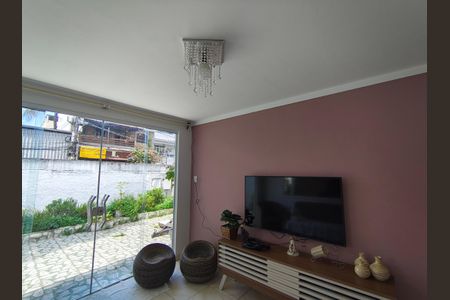 Sala de casa à venda com 2 quartos, 123m² em Gardênia Azul, Rio de Janeiro