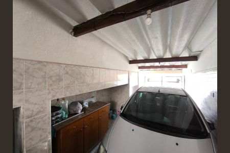 Casa à venda com 200m², 2 quartos e 2 vagasGaragem