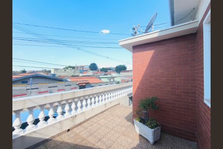 Varanda de casa à venda com 2 quartos, 200m² em Jardim Pacaembu, Jundiaí