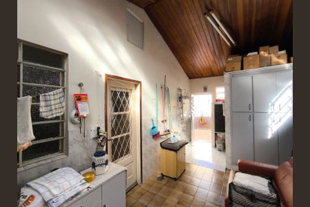 Casa à venda com 200m², 2 quartos e 2 vagasÁrea de Serviço