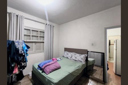 Casa à venda com 200m², 2 quartos e 2 vagasQuarto Casa 2