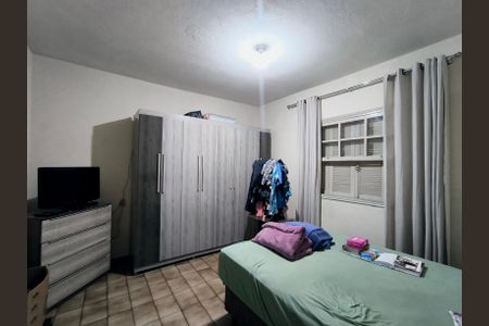 Casa à venda com 200m², 2 quartos e 2 vagasQuarto Casa 2