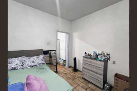 Casa à venda com 200m², 2 quartos e 2 vagasQuarto Casa 2
