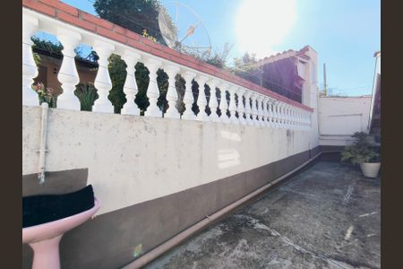 Casa à venda com 200m², 2 quartos e 2 vagasÁrea de Serviço