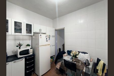 Casa à venda com 200m², 2 quartos e 2 vagasCozinha Casa 2