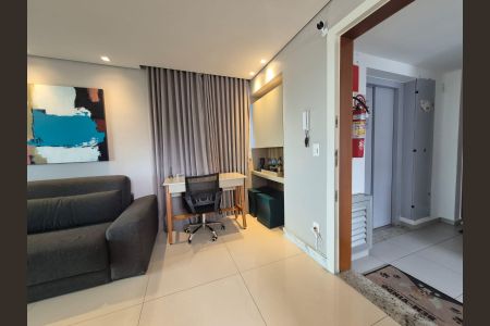 Apartamento à venda com 180m², 3 quartos e 3 vagasSala