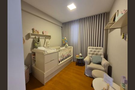 Apartamento à venda com 180m², 3 quartos e 3 vagasQuarto