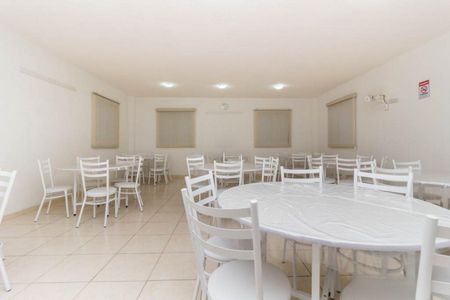 Apartamento para alugar com 42m², 2 quartos e 1 vagaÁrea comum - Salão de festas