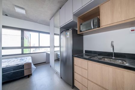 Cozinha de kitnet/studio para alugar com 1 quarto, 18m² em Santo Amaro, São Paulo