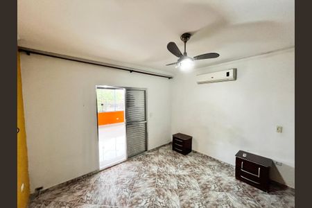 Casa para alugar com 150m², 3 quartos e 2 vagasSuíte