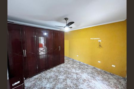 Casa para alugar com 150m², 3 quartos e 2 vagasSuíte