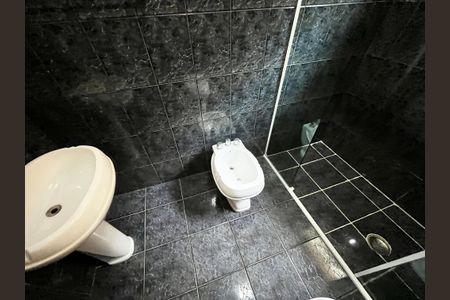 Casa para alugar com 150m², 3 quartos e 2 vagasBanheiro de Serviço