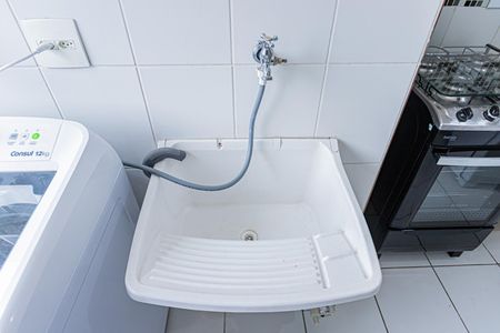 Apartamento para alugar com 39m², 2 quartos e 1 vaga Apartamento para alugar com 39m², 2 quartos e 1 vagaCozinha e Área de Serviço