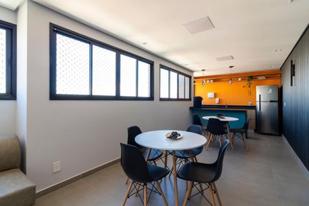 Apartamento para alugar com 28m², 1 quarto e sem vagaÁrea comum - Salão de festas