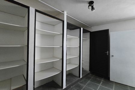 Casa à venda com 210m², 4 quartos e 1 vagaQuarto - Edícula