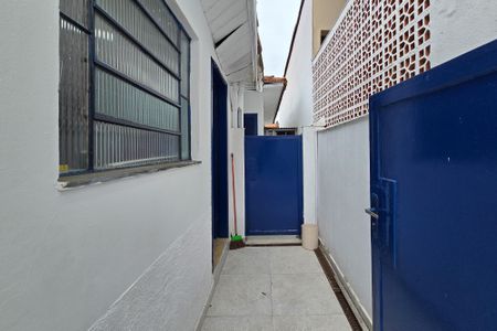 Casa à venda com 210m², 4 quartos e 1 vagaQuintal lateral 