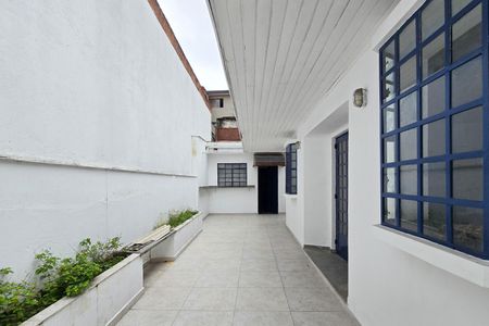 Casa à venda com 210m², 4 quartos e 1 vagaQuintal