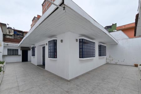 Casa à venda com 210m², 4 quartos e 1 vagaQuintal 