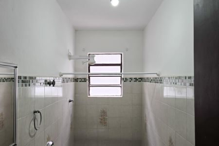 Casa à venda com 210m², 4 quartos e 1 vagaBanheiro - Edícula