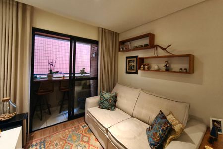 Sala de Estar de apartamento à venda com 3 quartos, 73m² em Cambuí, Campinas