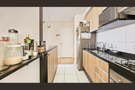 Apartamento à venda com 60m², 2 quartos e 1 vagaCozinha e área de serviço