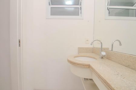 Apartamento para alugar com 125m², 3 quartos e 4 vagas Apartamento para alugar com 125m², 3 quartos e 4 vagasLavabo