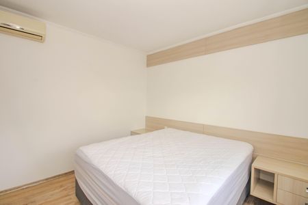 Apartamento para alugar com 125m², 3 quartos e 4 vagas Apartamento para alugar com 125m², 3 quartos e 4 vagasSuíte