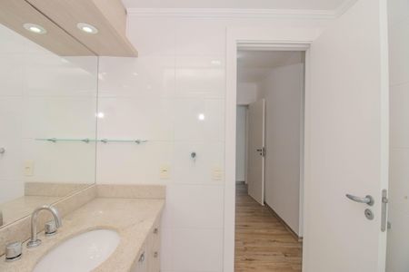 Apartamento para alugar com 125m², 3 quartos e 4 vagas Apartamento para alugar com 125m², 3 quartos e 4 vagasBanheiro da Suíte