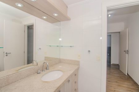 Apartamento para alugar com 125m², 3 quartos e 4 vagas Apartamento para alugar com 125m², 3 quartos e 4 vagasBanheiro da Suíte