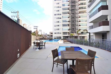 Apartamento à venda com 90m², 3 quartos e 2 vagasÁrea comum - Piscina