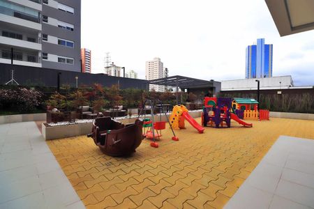 Apartamento à venda com 90m², 3 quartos e 2 vagasÁrea comum - Playground