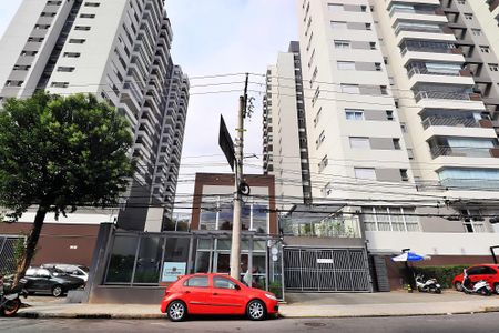 Apartamento à venda com 90m², 3 quartos e 2 vagasFachada e portaria