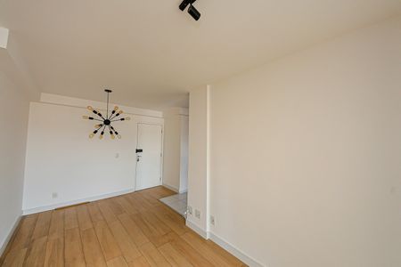 Sala de apartamento para alugar com 2 quartos, 58m² em Vila Ema, São Paulo