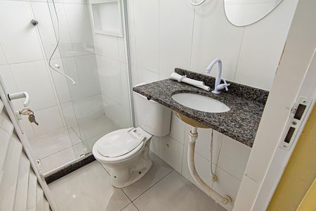 Casa à venda com 70m², 2 quartos e 1 vagabanheiro social